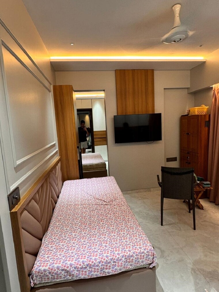 Bedroom, khar west 3 Bedroom 1100 Sq.Ft. Apartment In Khar West Mumbai 9511484