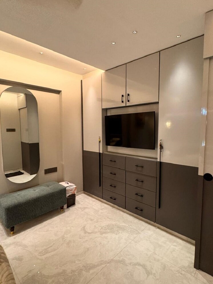 Kitchen, khar west 3 Bedroom 1100 Sq.Ft. Apartment In Khar West Mumbai 9511484