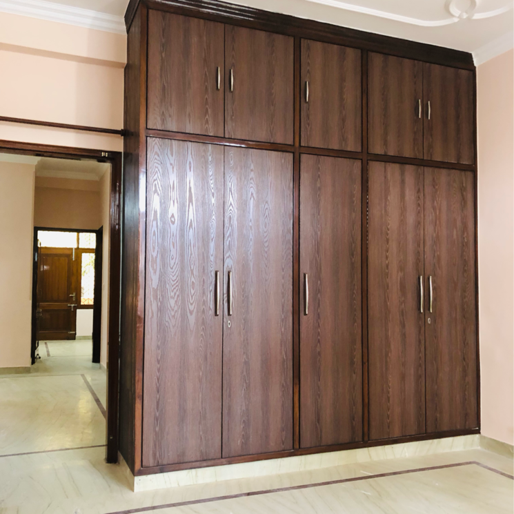 Room, sector 22 3.5 Bedroom 1800 Sq.Ft. Villa In Sector 22 Gurgaon 9511551