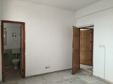 Room in 2 BHK Apartment at Saffron Kanishka Tower, Sector 34 – for Rent