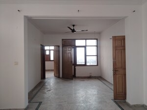 2 BHK Apartment For Rent in Saffron Kanishka Tower, Sector 34