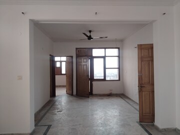 2 BHK Apartment For Rent in Saffron Kanishka Tower, Sector 34