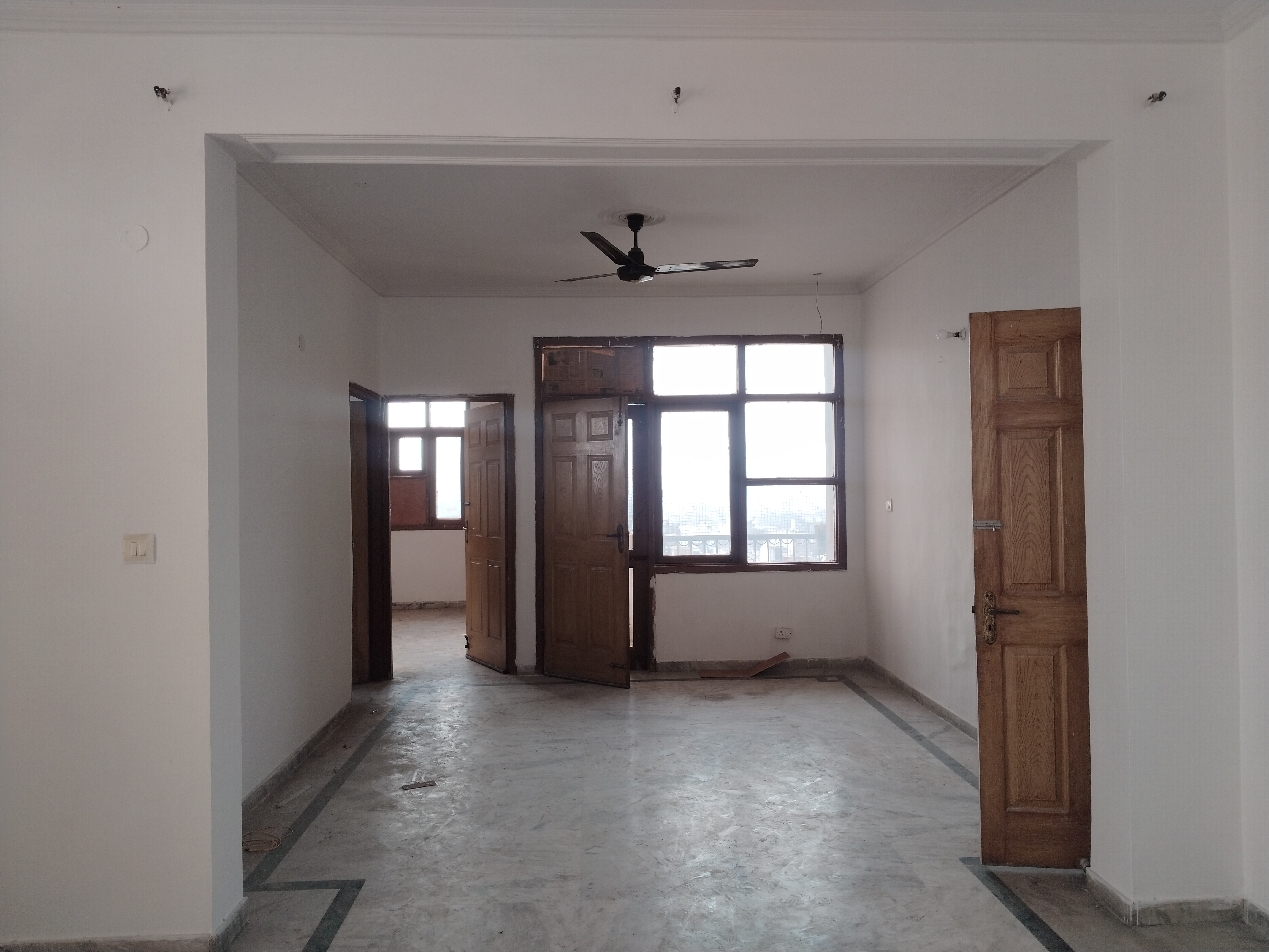 2 BHK Apartment For Rent in Saffron Kanishka Tower