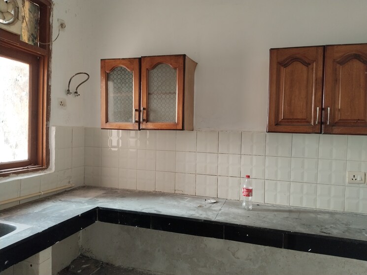 Kitchen, saffron-kanishka-tower 2 Bedroom 1600 Sq.Ft. Apartment In Sector 34 Faridabad 9511552