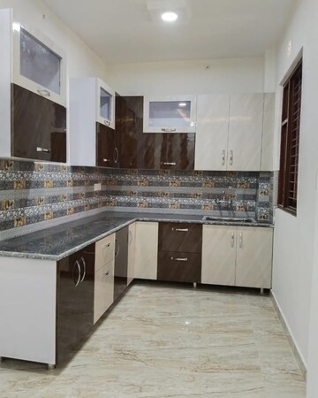Kitchen in 3 BHK Villa at Gomti Nagar – for Sale