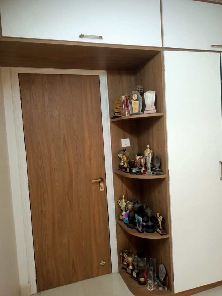 Bedroom, santacruz east 3 Bedroom 1100 Sq.Ft. Apartment In Santacruz East Mumbai 9511554