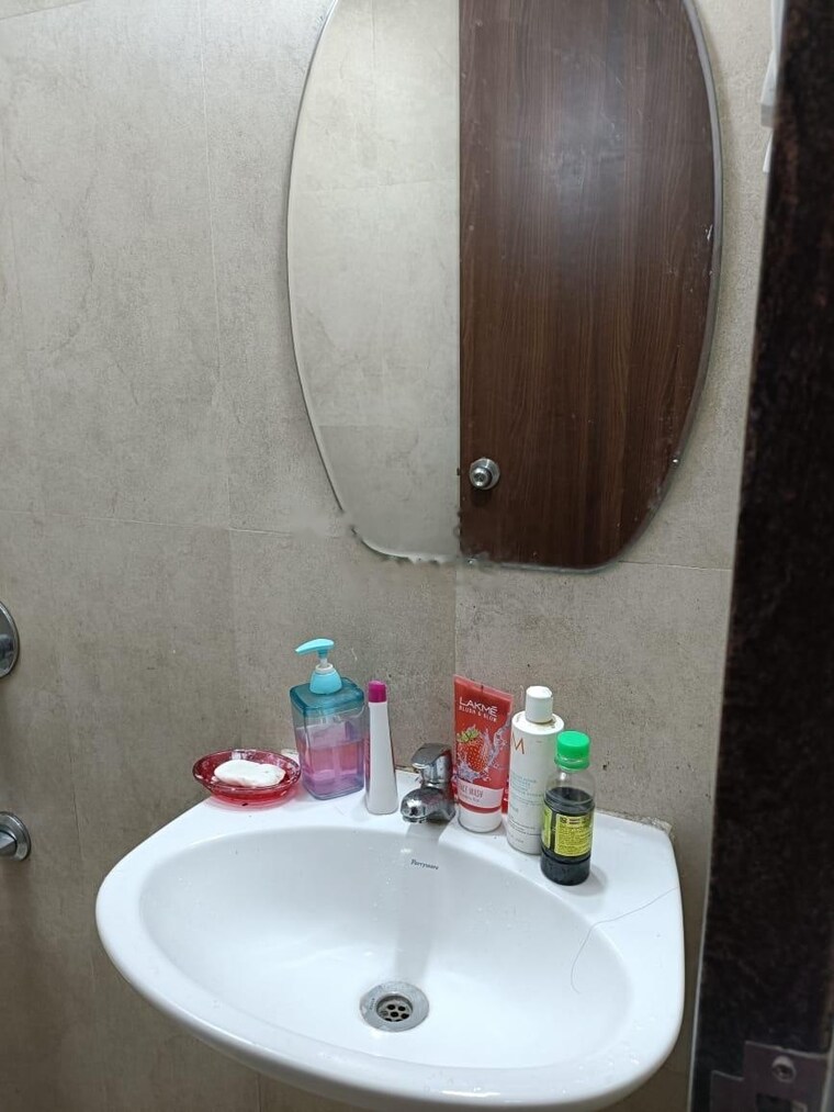 Bathroom, runwal-eirene 2 Bedroom 568 Sq.Ft. Apartment In Balkum Pada Thane 9511573