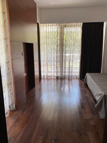 Room in 3 BHK Apartment at Brigade Sonata, Vasanth Nagar – for Sale