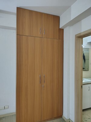 Furnished Amenities in 4 BHK Apartment at DLF New Town Heights III, Sector 91 – for Rent