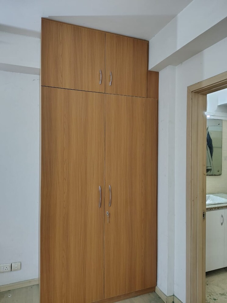 undefined, dlf-new-town-heights-iii 4 Bedroom 2700 Sq.Ft. Apartment In Sector 91 Gurgaon 9511745