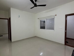 Room in 2 BHK Apartment at Hebron Avenue, Ramamurthy Nagar – for Rent