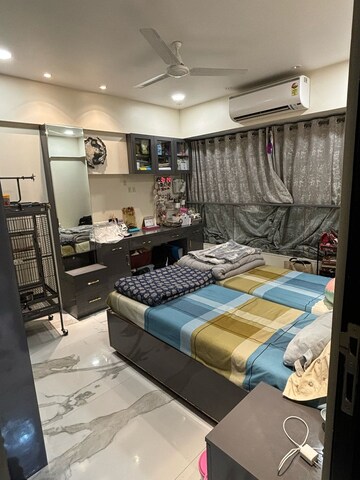 Bedroom in 2 BHK Apartment at Bandra West – for Rent