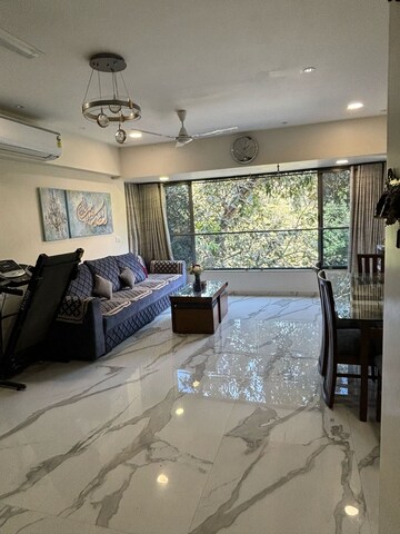 2 BHK Apartment For Rent in Bandra West
