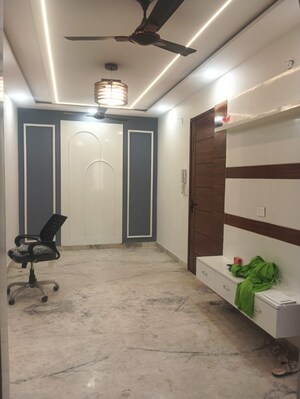 3 BHK Builder Floor For Rent in Rohini Sector 25