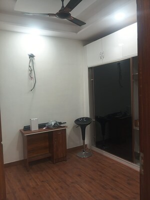 Room in 3 BHK Builder Floor at Rohini Sector 25 – for Rent