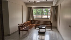 2 BHK Apartment For Rent in Atlanta Heights, Prabhadevi
