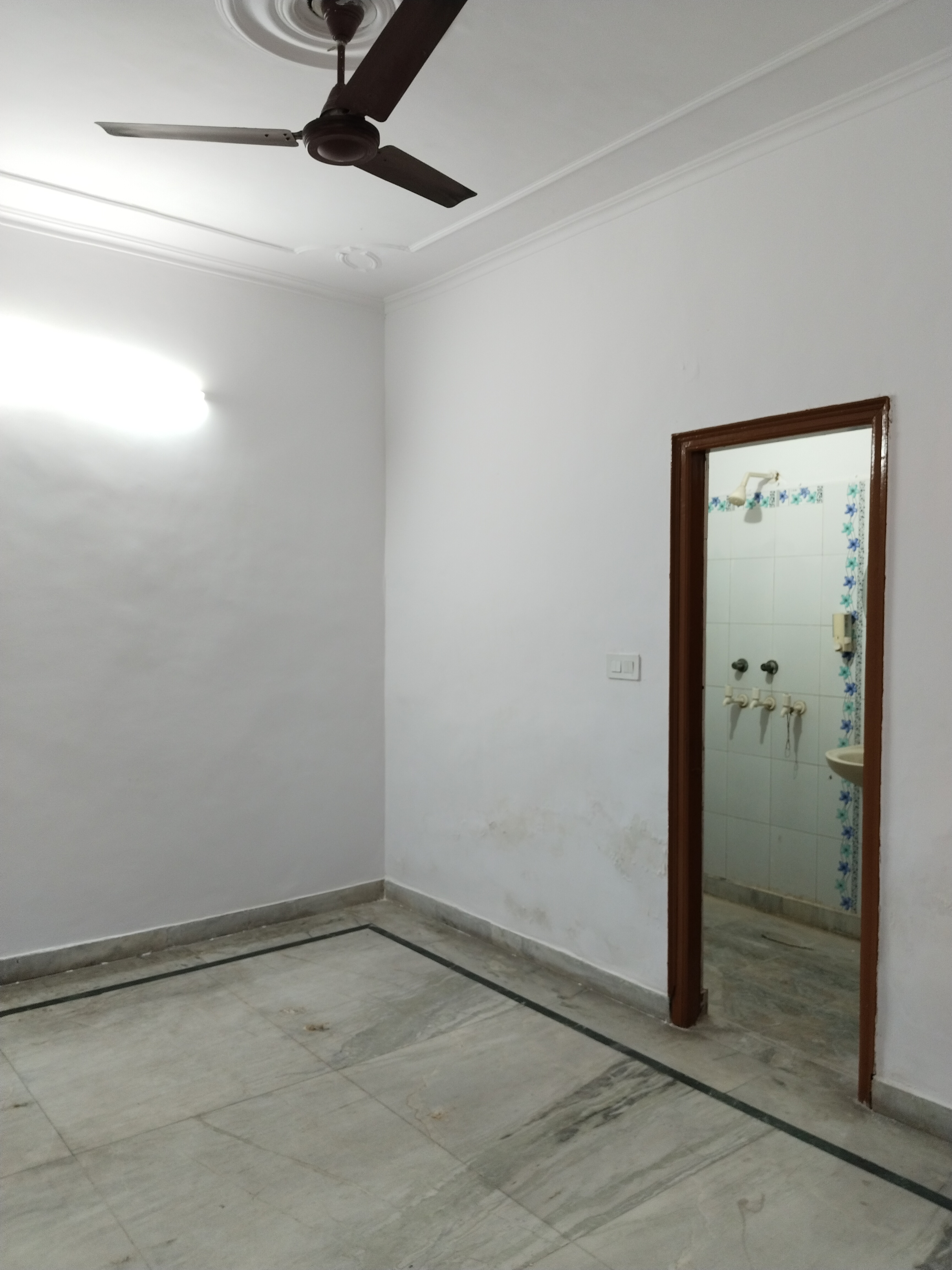 2 BHK 900 Sq.Ft. Builder Floor in Ashoka Enclave Faridabad