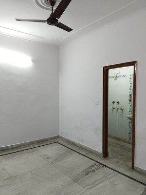 2 BHK Builder Floor For Sale in Ashoka Enclave Faridabad, Sector 34