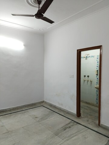 2 BHK Builder Floor For Sale in Ashoka Enclave Faridabad, Sector 34