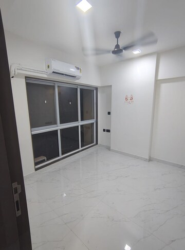2 BHK Apartment For Rent in Rajeshree Tribhuvan CHS, Ghatkopar East