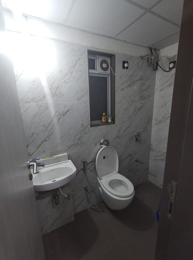 Bathroom, rajeshree-tribhuvan-chs 2 Bedroom 568 Sq.Ft. Apartment In Ghatkopar East Mumbai 9511895