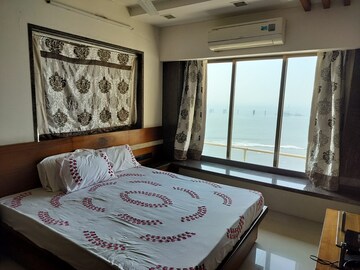 Bedroom in 2 BHK Apartment at Bandra West – for Rent