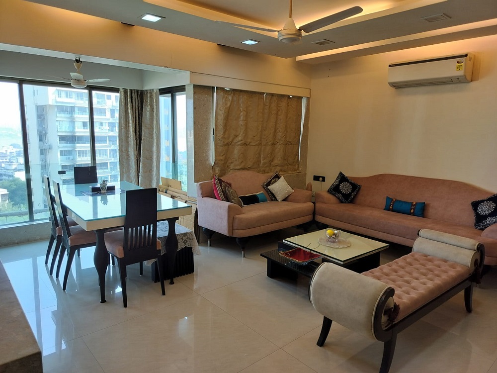 2 BHK + Pooja Room Apartment For Rent in Bandra West