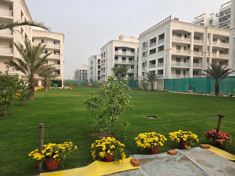 Exterior View, central-park-the-orchard 3 Bedroom 2129 Sq.Ft. Builder Floor In Sohna Sector 33 Gurgaon 9511908