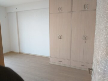 3.5 BHK Apartment For Rent in DLF New Town Heights I, Sector 90