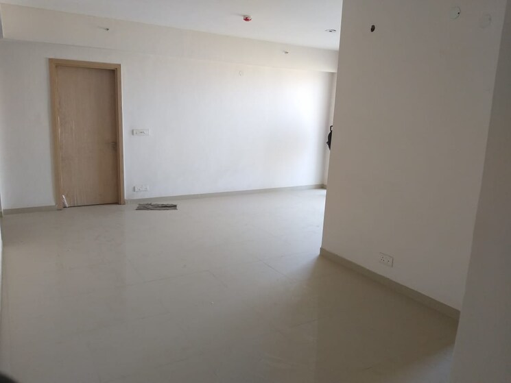 Room, dlf-new-town-heights-i 3.5 Bedroom 1930 Sq.Ft. Apartment In Sector 90 Gurgaon 9512060