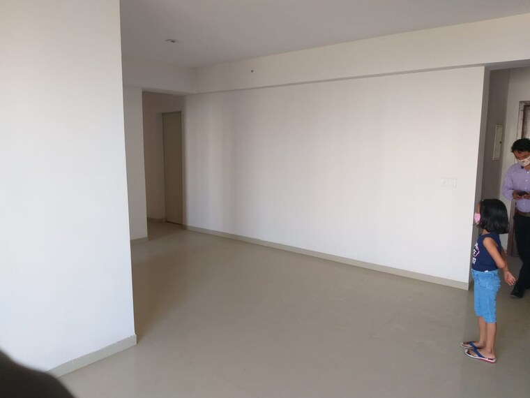 Room, dlf-new-town-heights-i 3.5 Bedroom 1930 Sq.Ft. Apartment In Sector 90 Gurgaon 9512060
