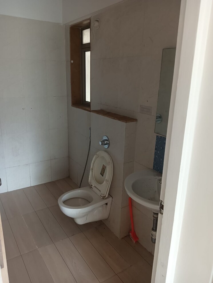 Bathroom, lodha-nautica 2 Bedroom 909 Sq.Ft. Apartment In Dombivli East Thane 9511973