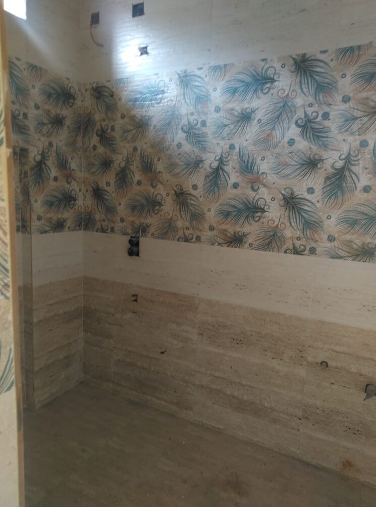 Bathroom, himayath nagar 3 Bedroom 1945 Sq.Ft. Apartment In Himayath Nagar Hyderabad 9511996