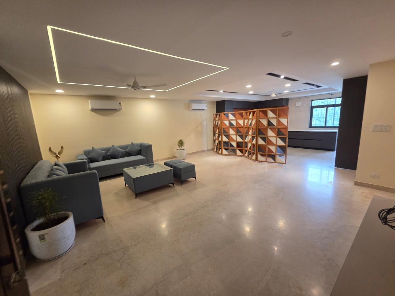 4 BHK + Servant Room Apartment For Sale in Vipul Belmonte