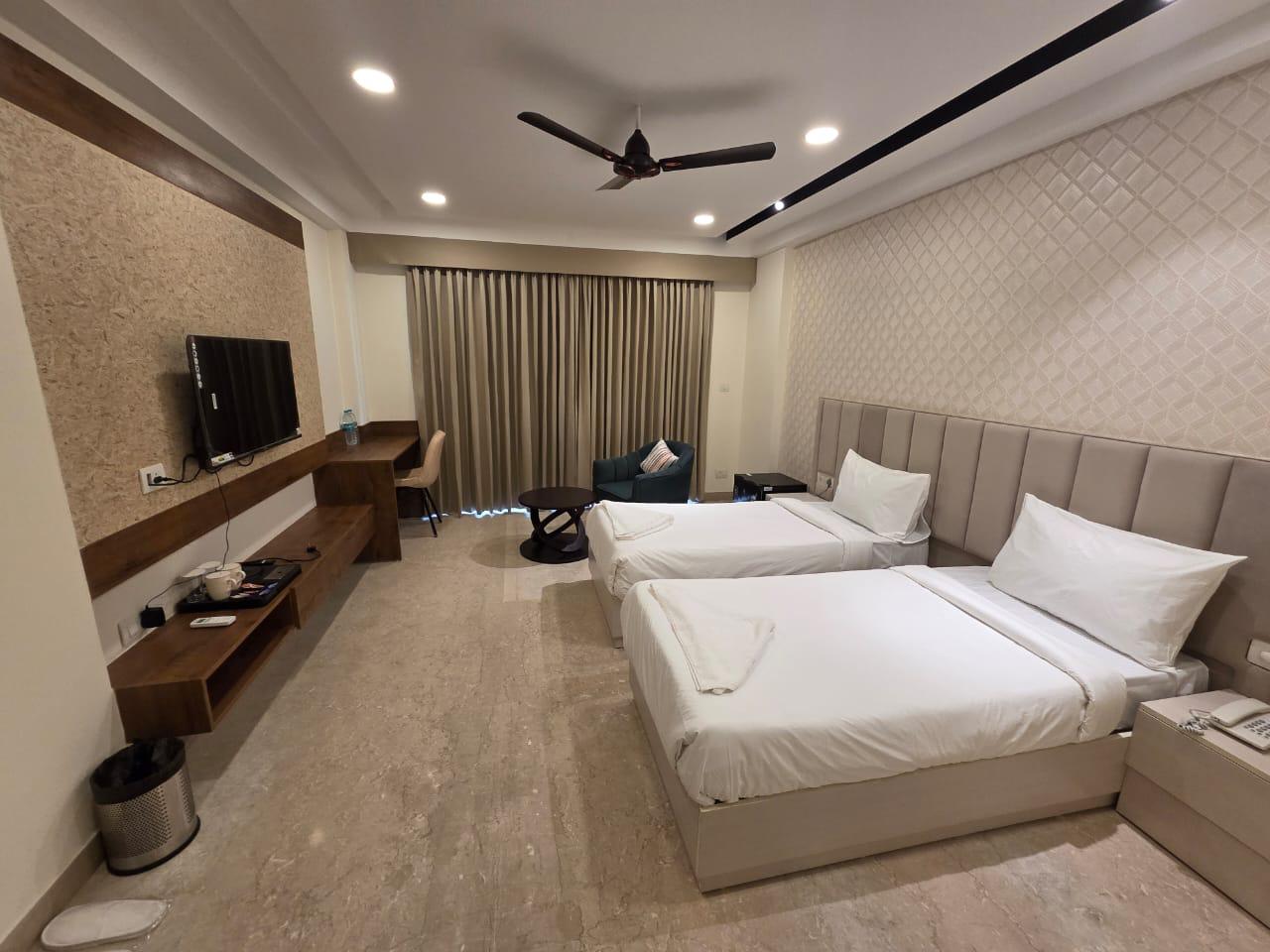 Bedroom in 4 BHK Apartment at Vipul Belmonte, Sector 53 – for Sale