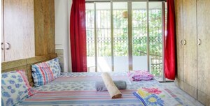 Bedroom in 2 BHK Apartment at Juhu – for Rent