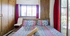 Bedroom in 2 BHK Apartment at Juhu – for Rent