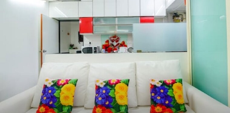 Living Room, juhu 2 Bedroom 700 Sq.Ft. Apartment In Juhu Mumbai 9512013