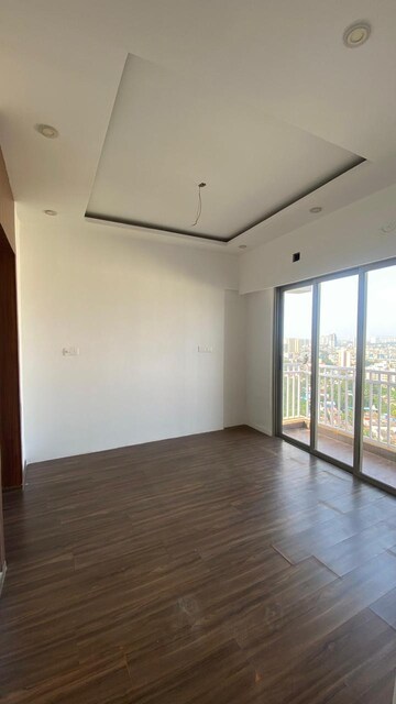 Room in 2.5 BHK Apartment at Lodha Palava Exotica, Dombivli East – for Sale