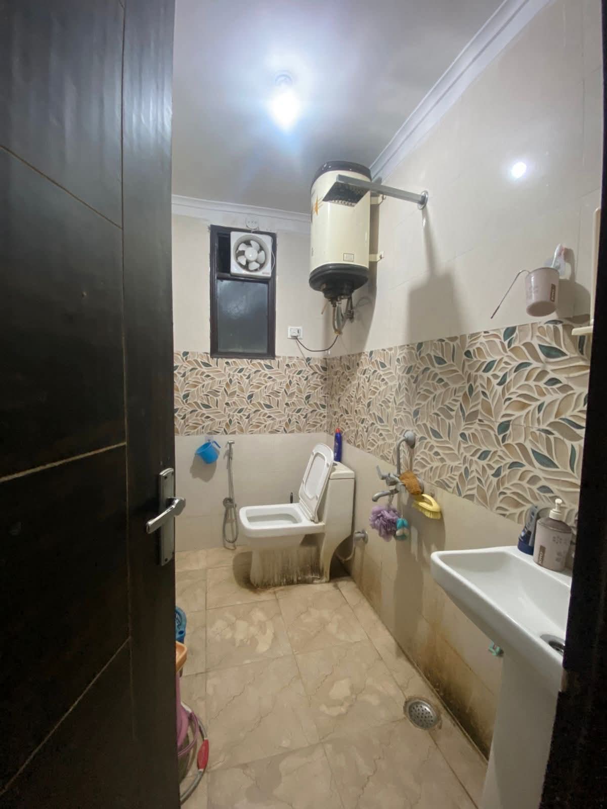 1 BHK Builder Floor For Rent in Chattarpur 