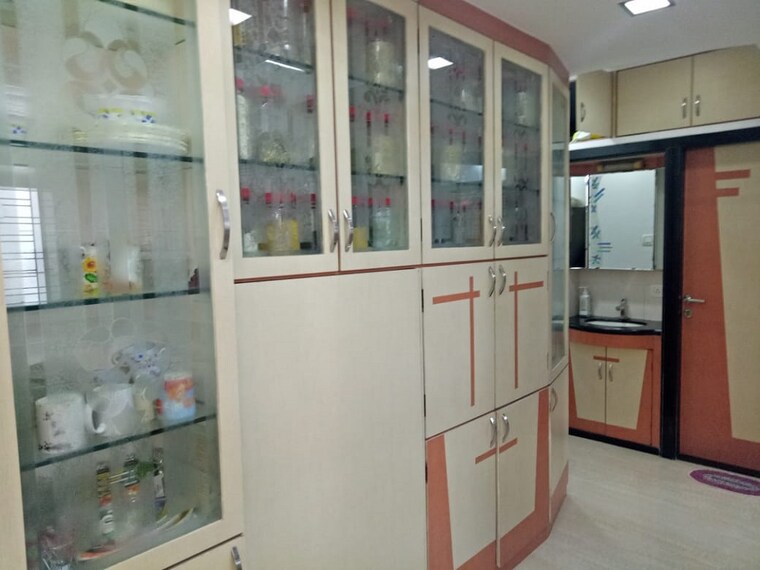 undefined, santacruz west 2 Bedroom 700 Sq.Ft. Apartment In Santacruz West Mumbai 9512117