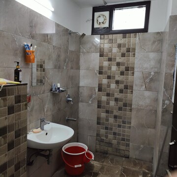 Bathroom in 3 BHK Apartment at MD Leafstone Apartments, Patiala Road – for Rent