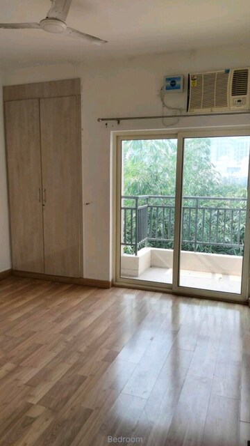 Room in 3 BHK Apartment at Sector 89 – for Rent