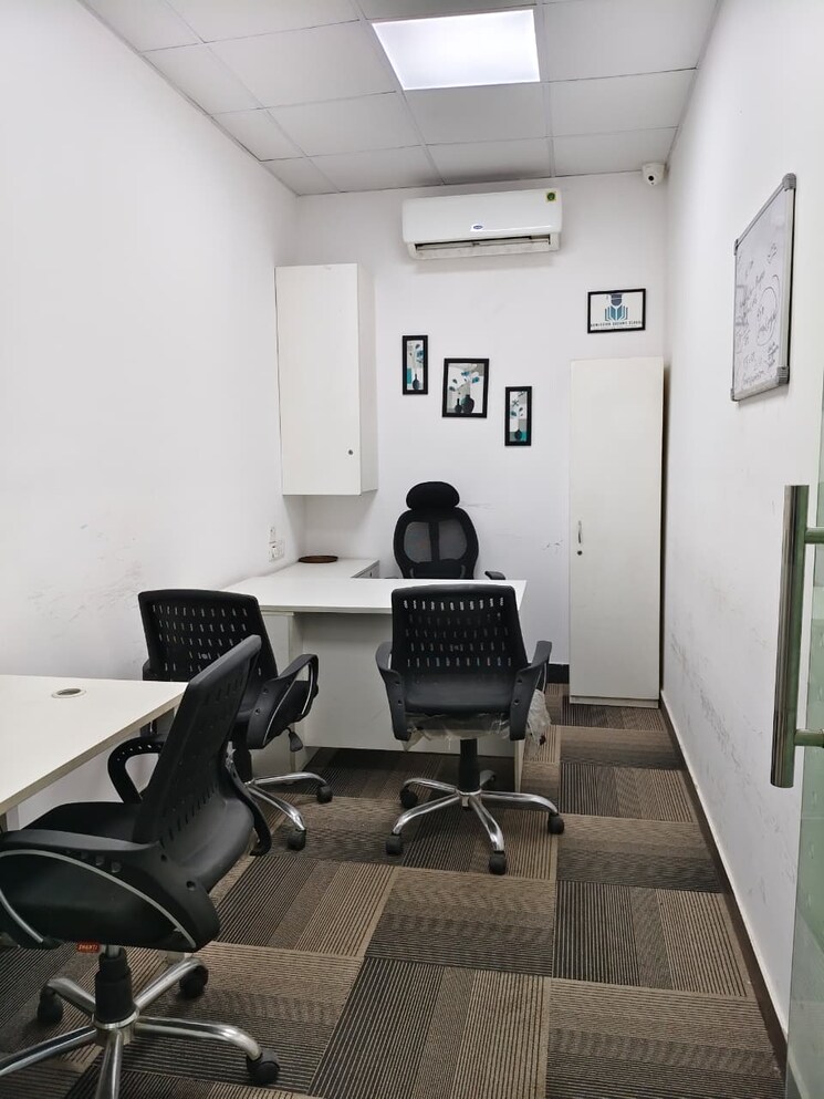 Team Area, sector 63 Commercial Office Space 5400 Sq.Ft. In Sector 63 Noida 9512259