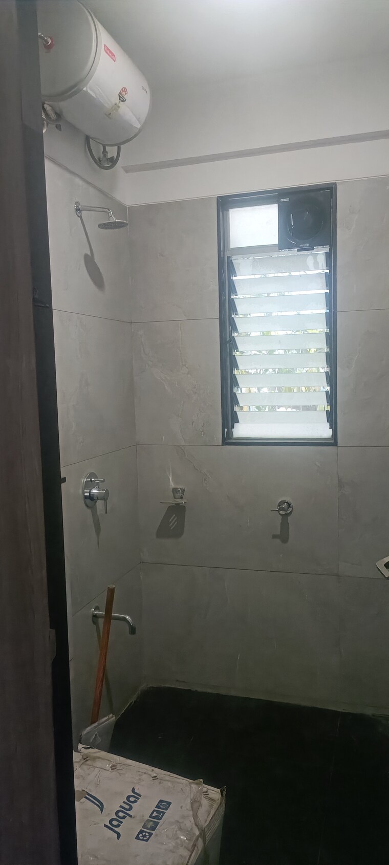 Bathroom, manisha-apartment-law-college-road 2 Bedroom 1150 Sq.Ft. Apartment In Law College Road Pune 9512233
