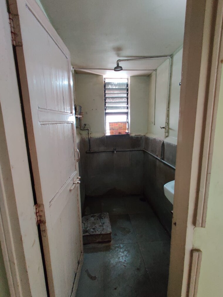 Bathroom, kothrud 2 Bedroom 746 Sq.Ft. Apartment In Kothrud Pune 9512304