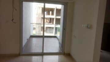 Room in 3 BHK Apartment at Paranjape Schemes Yuthika, Baner – for Rent
