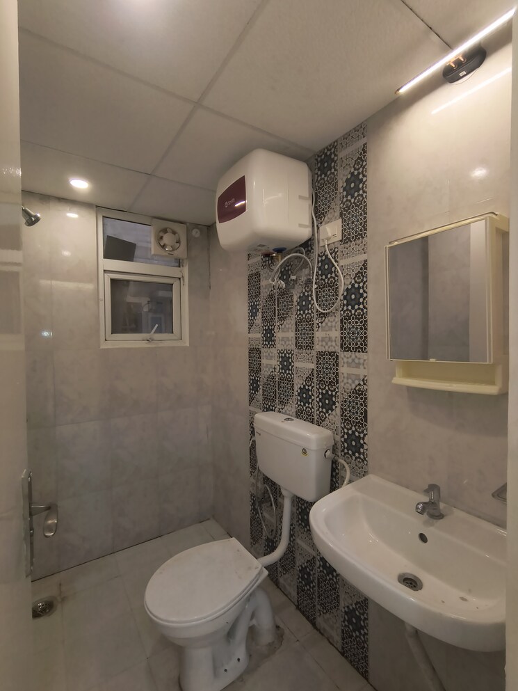 Bathroom, signature-the-millennia-2 2 Bedroom 690 Sq.Ft. Apartment In Sector 37d Gurgaon 9512367