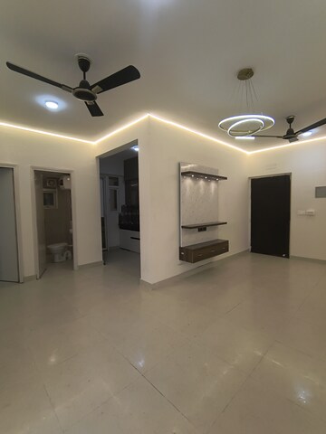 Room in 2 BHK Apartment at Signature The Millennia 2, Sector 37d – for Rent