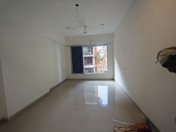 Living Room in 3 BHK Apartment at Chembur – for Rent